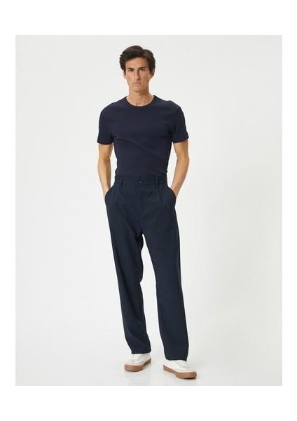 Basic Tişört Slim Fit Dokulu Kısa Kollu