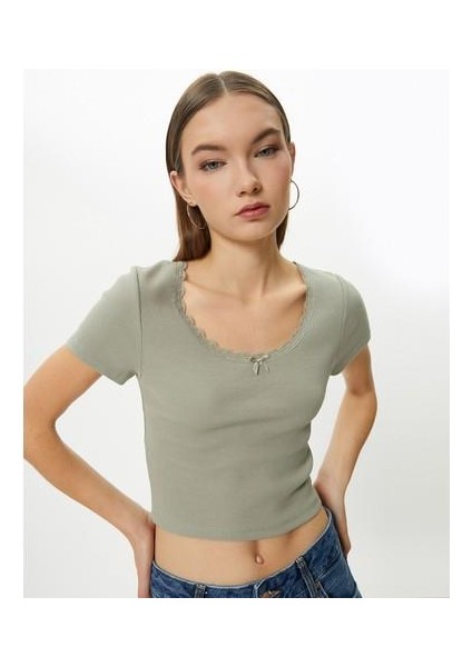 U Yaka Basic Crop Tişört Ribanalı Dantel Detaylı Kısa Kollu Pamuklu