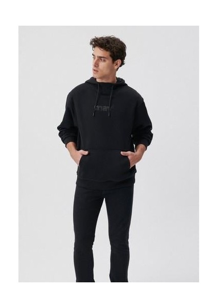 Erkek Mavi Baskılı Kapüşonlu Siyah Sweatshirt 0610960-900