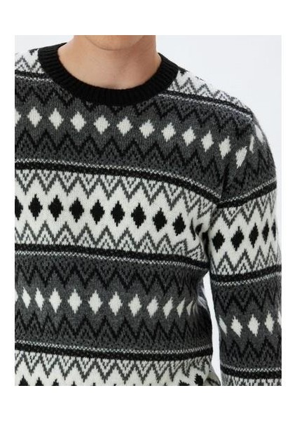 Triko Kazak Bisiklet Yaka Desenli Uzun Kollu