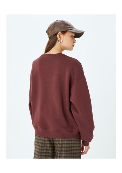 Ayı Işlemeli Sloganlı Bisiklet Yaka Şardonlu Oversize Sweatshirt