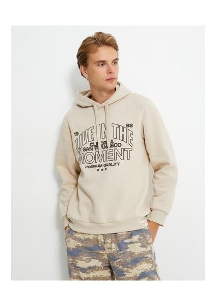 Kapşonlu Sweatshirt İşleme Detaylı Uzun Kollu