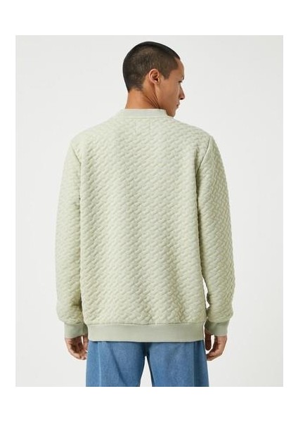 Basic Dokulu Sweatshirt Bisiklet Yaka Uzun Kollu