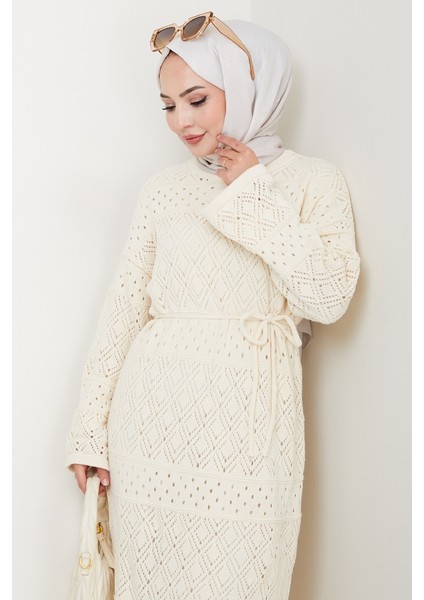 Dantel Motifli Astarlı Triko Elbise 1601 - Beyaz fiyatları
