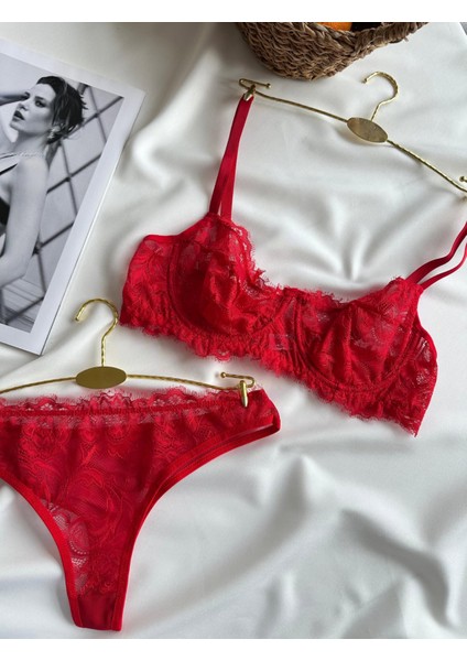 Claire Dantelli Bralet Takım