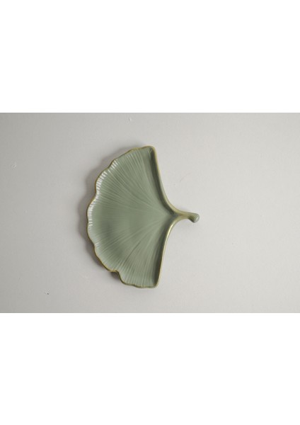 Gold Detaylı Dekoratif Ginkgo Yaprak Tabak | Lush Sage fiyatları