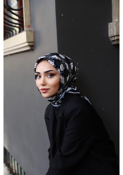 Minimal Desenli Eşarp Siyah