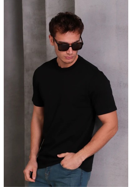 Erkek Relax Fit Bisiklet Yaka %100 Pamuk Rahat Kesim Basic Tişört
