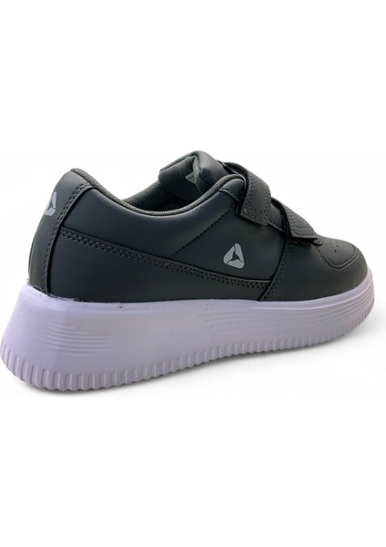 4208 Genç Bantlı Sneaker fırsatları