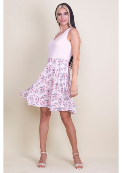 Etek Kısmı Desenli V Yakalı Astarlı Elbise