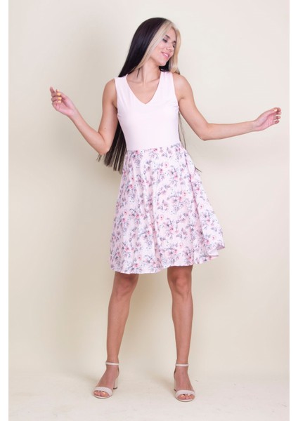 Etek Kısmı Desenli V Yakalı Astarlı Elbise