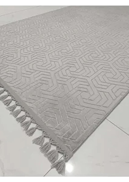 Kaymaz Taban Halı Püsküllü Gri Renk Düz Tasarım Makinede Yıkanabilir