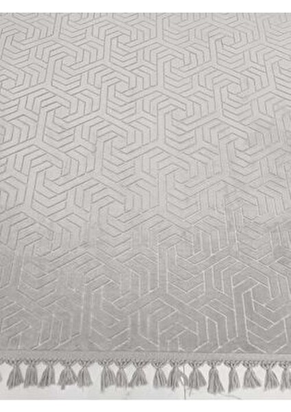 Kaymaz Taban Halı Püsküllü Gri Renk Düz Tasarım Makinede Yıkanabilir