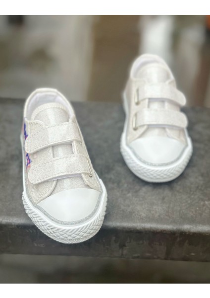 Kuromi Çocuk Convers, Kız Çocuk Günlük Ayakkabı, Işıklı Çocuk Ayakkabı (31-35 Numara Aralığı Işıksızdır) modelleri