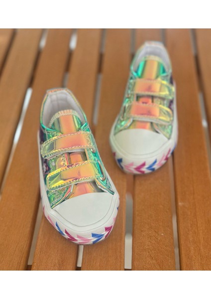 Kuromi Çocuk Convers, Kız Çocuk Günlük Ayakkabı, Işıklı Çocuk Ayakkabı (31-35 Numara Aralığı Işıksızdır) fiyatları