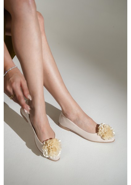 Cher Kadın Çiçekli Babet