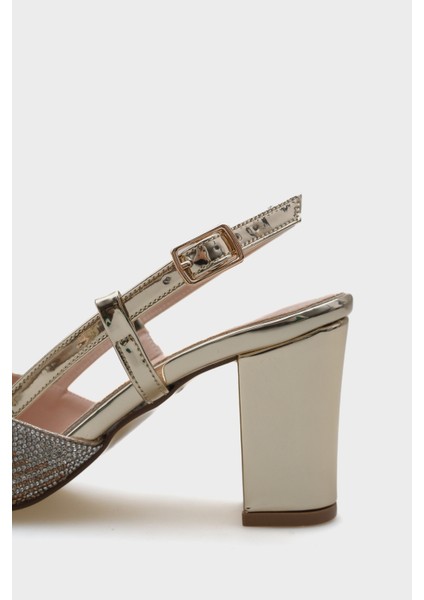 Nova Orta Topuklu Sivri Burunlu Taşlı Kadın Şık Ayakkabı