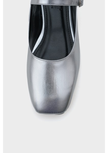 Küt Burunlu Bantlı Marj Jane Kadın Babet