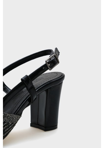 Nova Orta Topuklu Sivri Burunlu Taşlı Kadın Şık Ayakkabı