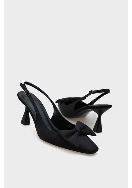 Pam Küt Sivri Burunlu Fiyonklu Arkası Açık Saten Kadın Ayakkabı