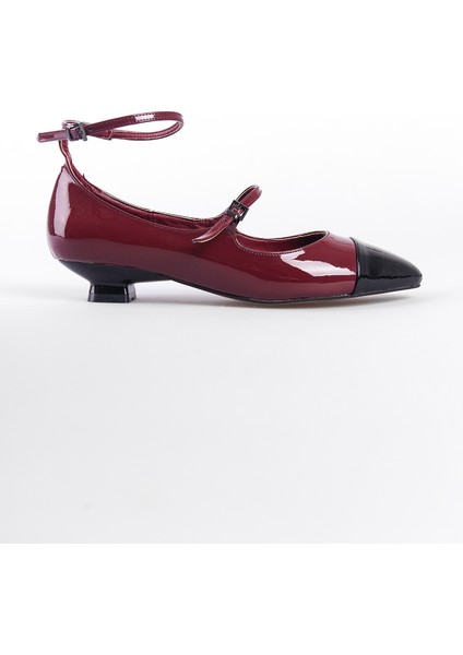 Bilekten Bantlı Kısa Topuklu Kadın Ayakkabı