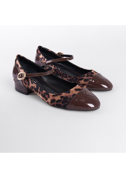 Kısa Topuklu Bantlı Leopar Kadın Ayakkabı