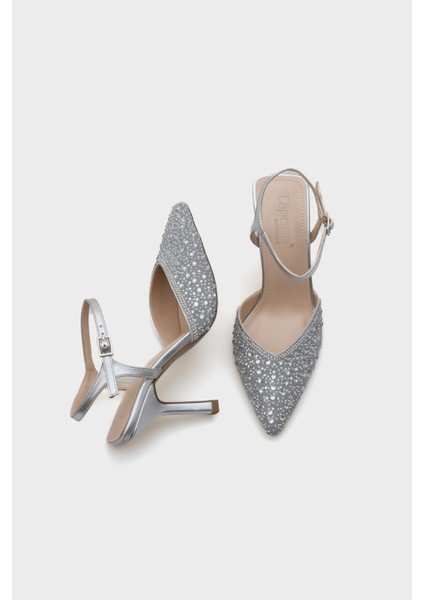 Sivri Burunlu Orta Topuklu Taşlı Kadın Ayakkabı