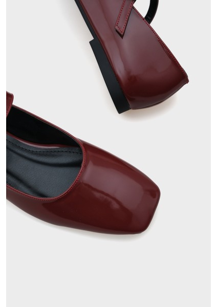 Küt Burunlu Bantlı Marj Jane Kadın Babet