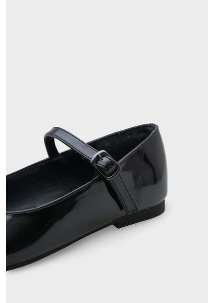 Küt Burunlu Bantlı Marj Jane Kadın Babet