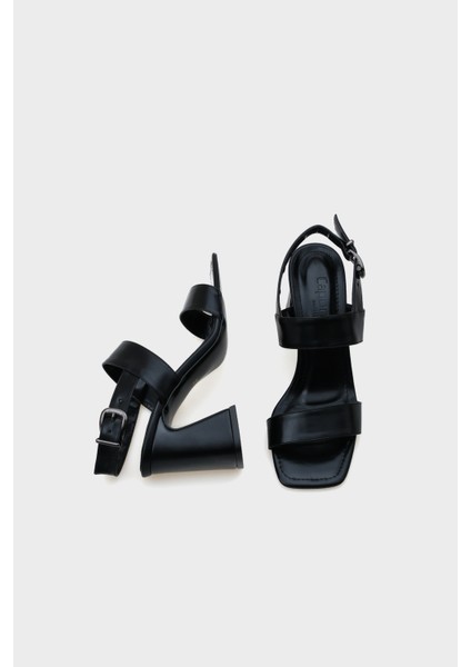 Tina Orta Topuklu Çift Bantlı Kadın Sandalet