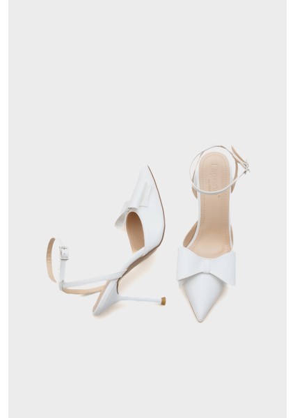 Rona Sivri Burunlu Fiyonlu Bilekten Bantlı Kadın Ayakkabı