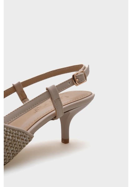 Ange Hasır Sivri Burunlu Orta Topuklu Arkası Bantlı Kadın Ayakkabı