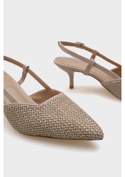 Ange Hasır Sivri Burunlu Orta Topuklu Arkası Bantlı Kadın Ayakkabı