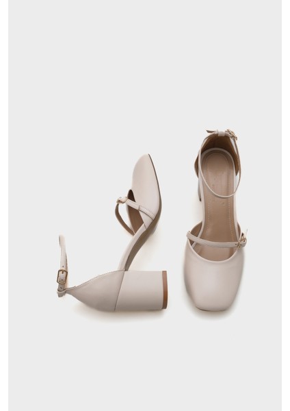 Sasha Orta Topuklu Çift Tokalı Bilekten Bantlı Kadın Ayakkabı