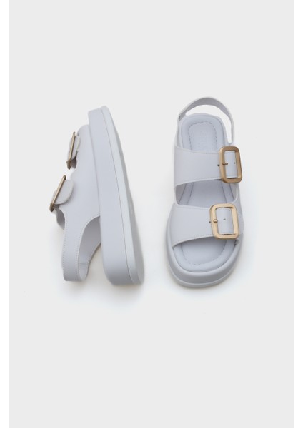 Denice Dolgu Topuklu Çift Bantlı Tokalı Kadın Sandalet