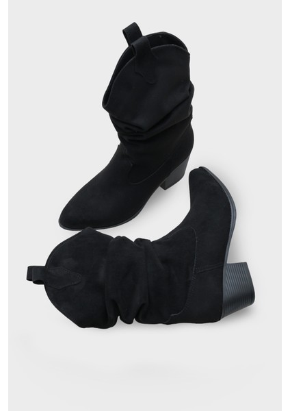 Süet Çekmeli Kadın Kovboy Bot