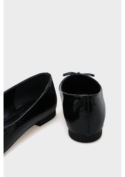 Yuvarlak Burunlu Iki Parçalı Kadın Babet