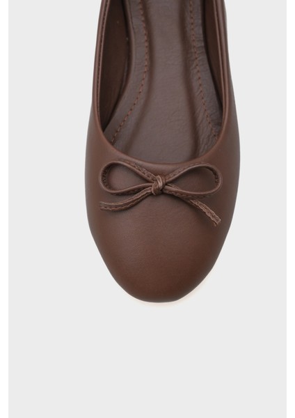 Bloom Hakiki Deri Fiyonklu Yuvarlak Burunlu Kadın Babet