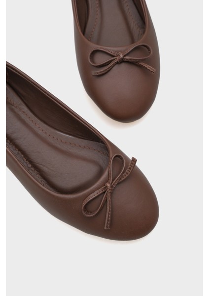 Bloom Hakiki Deri Fiyonklu Yuvarlak Burunlu Kadın Babet