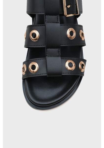 Valene Düz Topuk Metal Aksesuarlı Gladyatör Kadın Sandalet