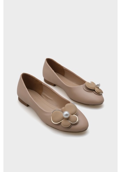 Incili Çiçekli Aksesuarlı Kadın Babet fiyatları