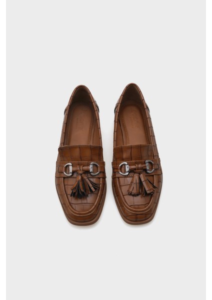 Metal Tokalı Püsküllü Kadın Loafer Ayakkabı