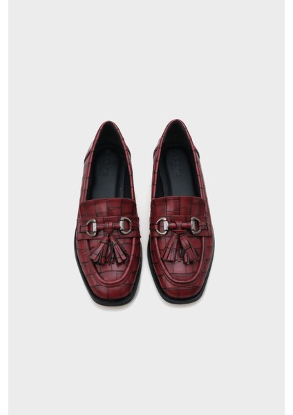 Metal Tokalı Püsküllü Kadın Loafer Ayakkabı