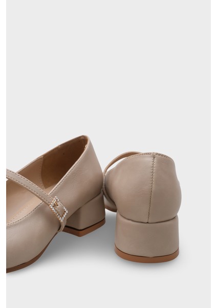 Küt Burunlu Kısa Topuklu Bantlı Mary Jane Kadın Ayakkabı