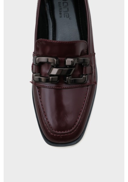 Metal Tokalı Kadın Loafer Ayakkabı