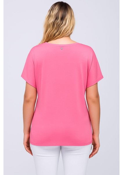 Kadın Büyük Beden Pembe, Yıkamalı Kumaş, Yazı Baskılı Yarasa Kol Bluz 65N39131