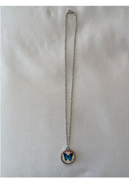 Kelebek Figürlü Kolye modelleri