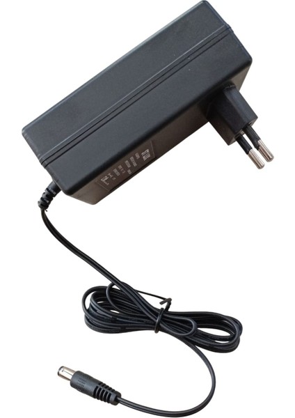 PSA-230 Pedal Adaptör Ac 9V 2A Birçok Pedala Uyumludur