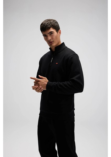 Pamuklu Regular Fit Yarım Fermuarlı Dik Yaka Sweat Erkek Sweat EM580 indirimleri