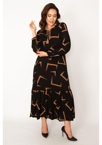 Kadın Siyah Dokuma Viskon Kumaş Etek Ucu Katlı Uzun Kollu Elbise 65N33526